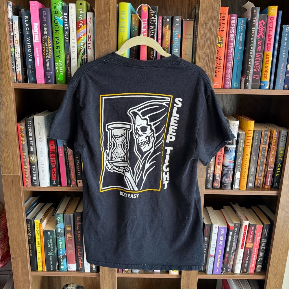 Zumiez Black 'Sleep Tight' Graphic Tee with White & Gold Print